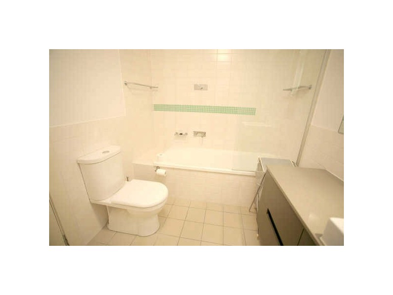 234/16 Waterline Crescent, Bulimba QLD 4171