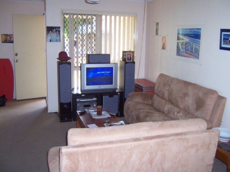 8/17 Hubert Street, Woolloongabba QLD 4102