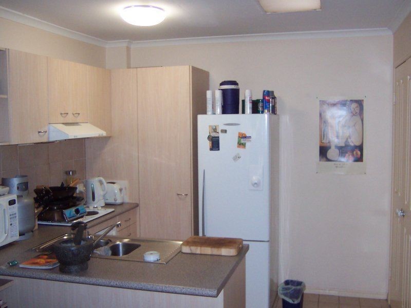 8/17 Hubert Street, Woolloongabba QLD 4102