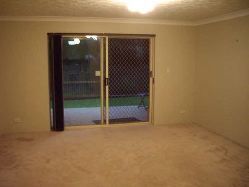 1/94 Cavendish Road, Coorparoo QLD 4151