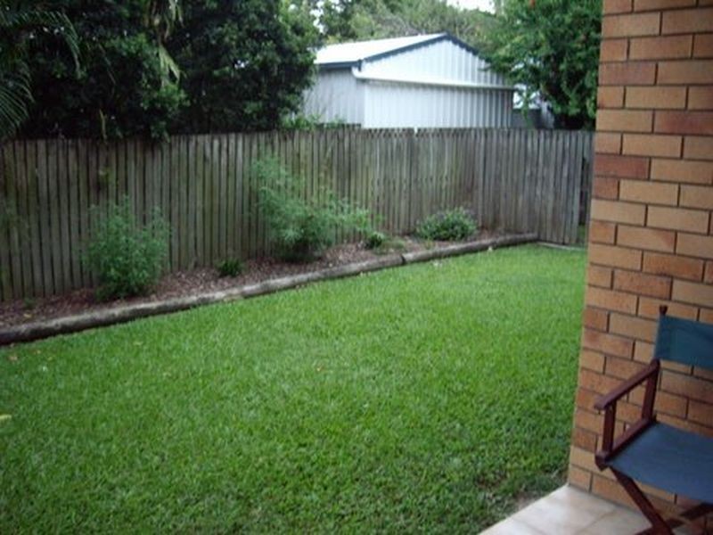 1/94 Cavendish Road, Coorparoo QLD 4151