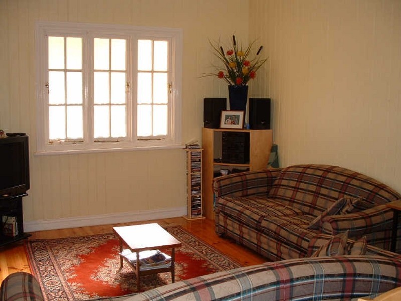 24 Coates Street, Morningside QLD 4170