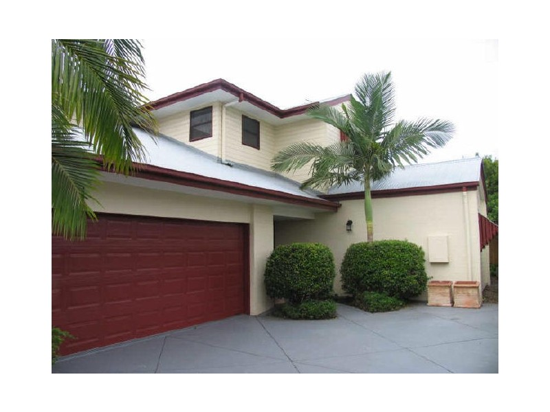 303 Riding Road, Balmoral QLD 4171