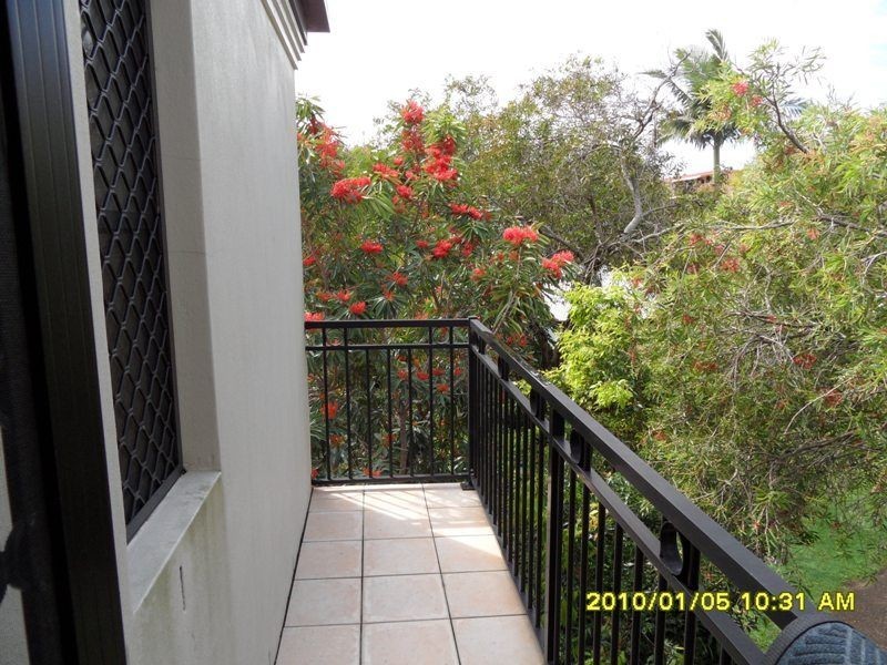 4/35 Pine Street, Bulimba QLD 4171