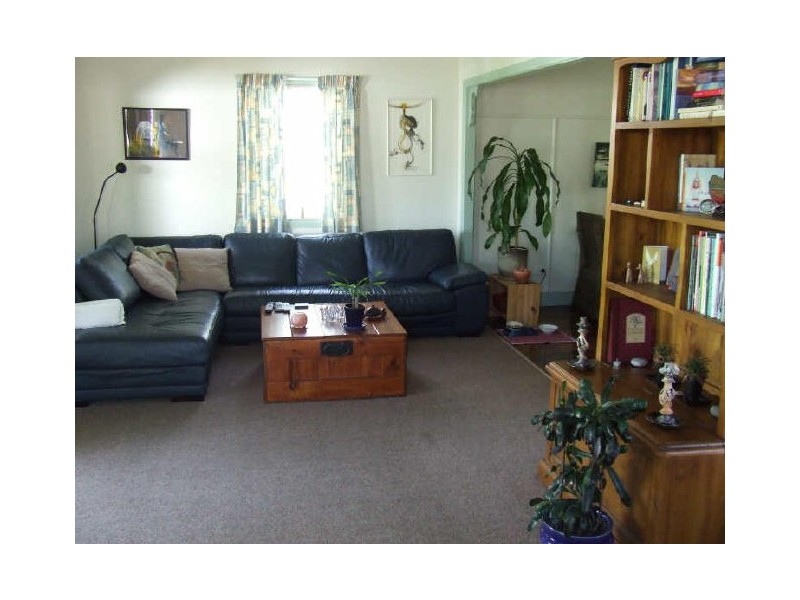 76 Gatling Road, Cannon Hill QLD 4170