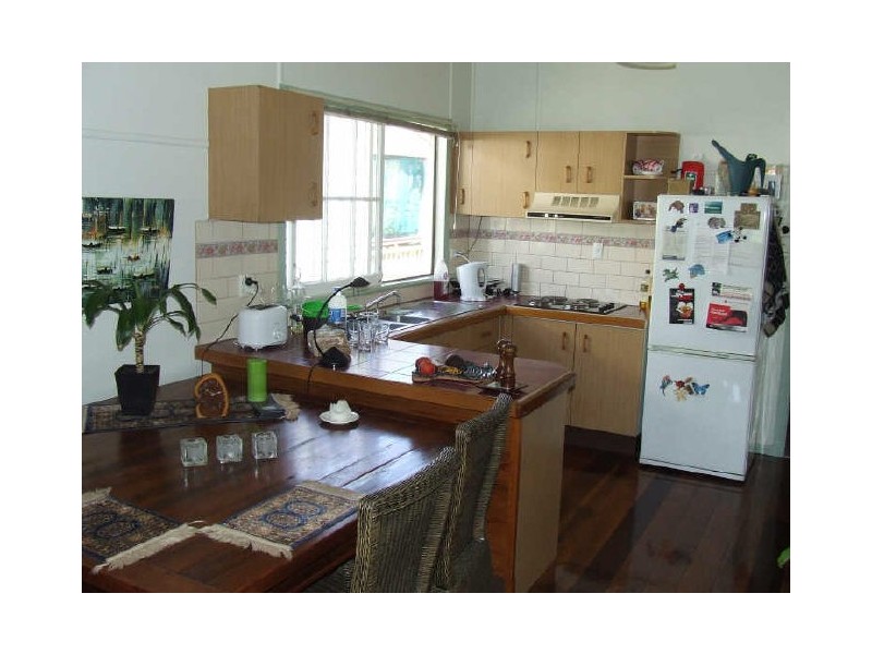 76 Gatling Road, Cannon Hill QLD 4170