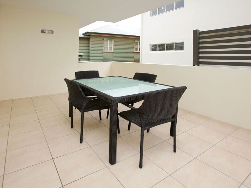 8/20 Love Street, Bulimba QLD 4171