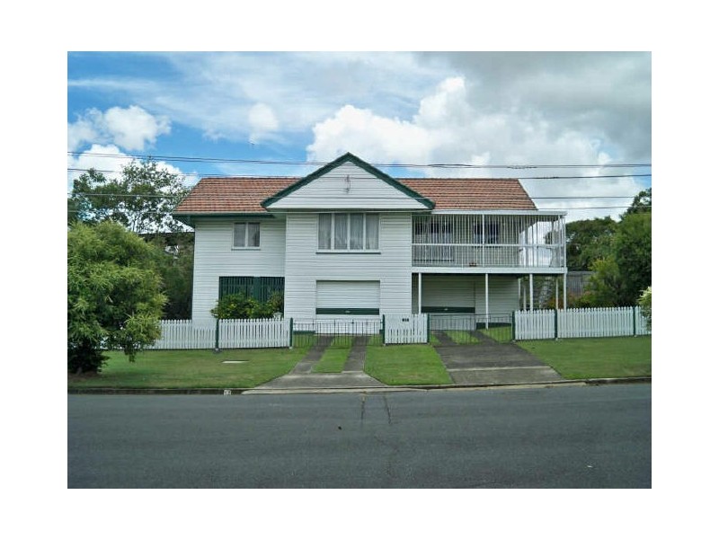 12 Derby Street, Balmoral QLD 4171