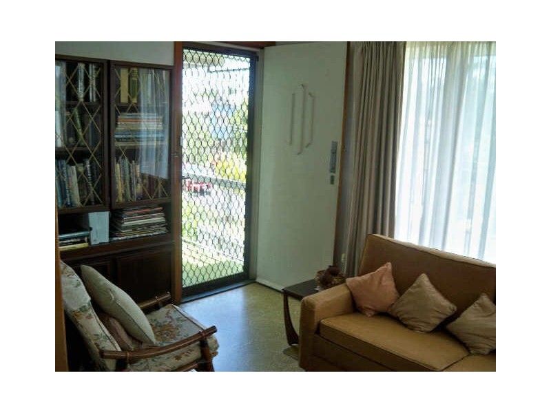 12 Derby Street, Balmoral QLD 4171