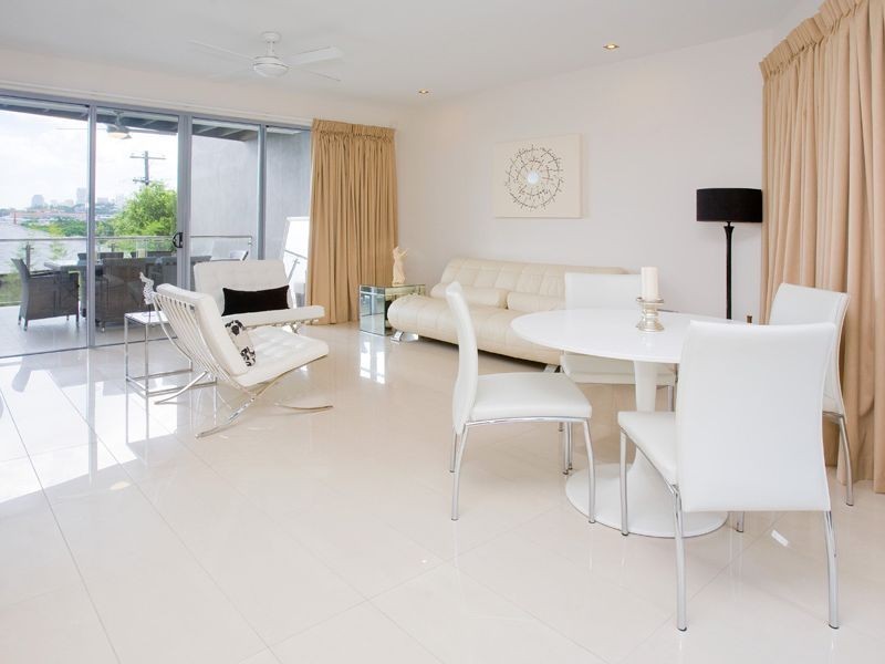 2/25 Princess Street, Bulimba QLD 4171