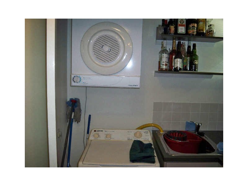 8/43 Love Street, Bulimba QLD 4171