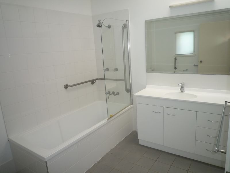 11 Eskgrove Street, East Brisbane QLD 4169