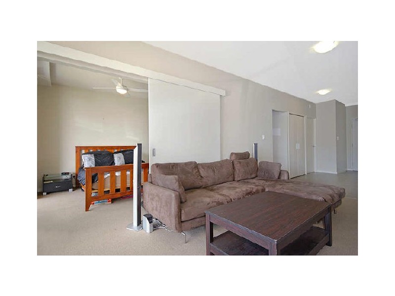 24/18 Riverbend Place, Bulimba QLD 4171