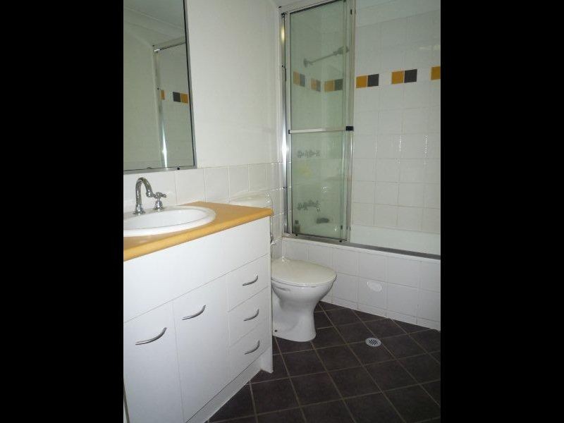 4/6 Mullens Street, Hawthorne QLD 4171