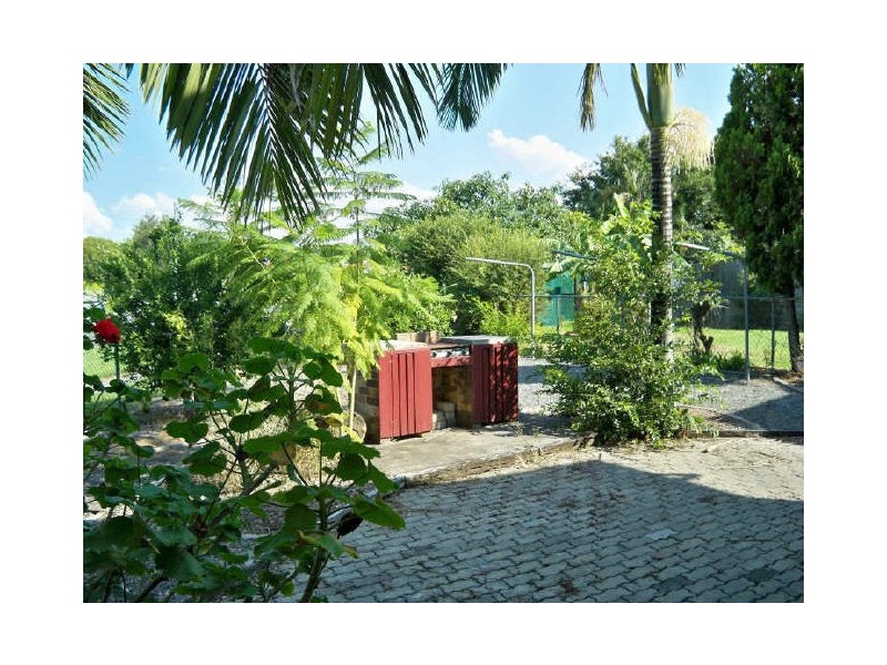6 Rossiter Street, Morningside QLD 4170