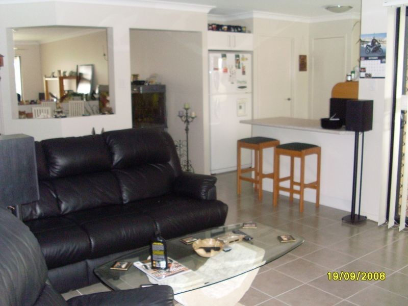 15 Ashmore Close, Marsden QLD 4132