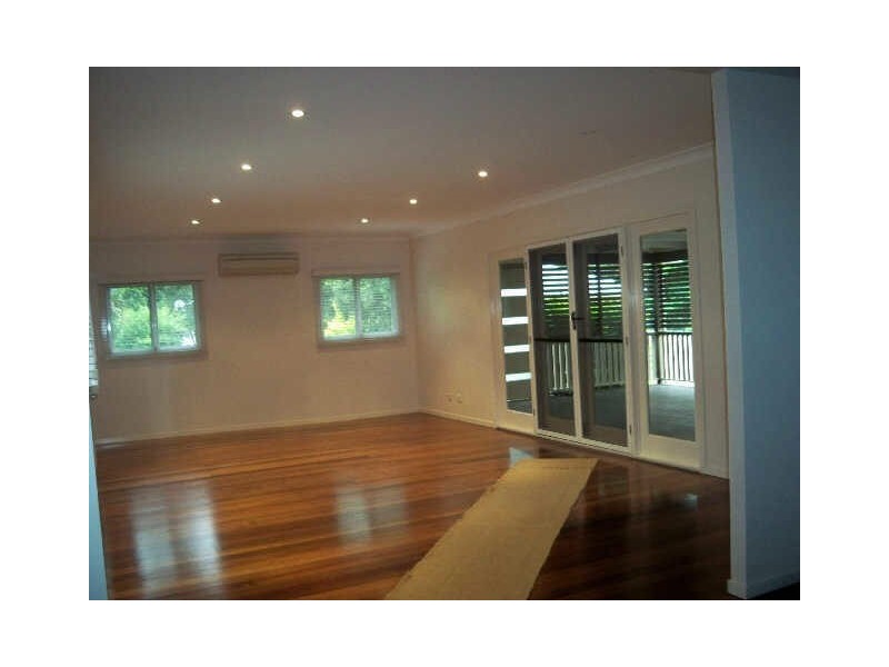 70 Beelarong Street, Morningside QLD 4170