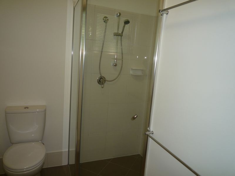 1/284 Wynnum Road, Norman Park QLD 4170