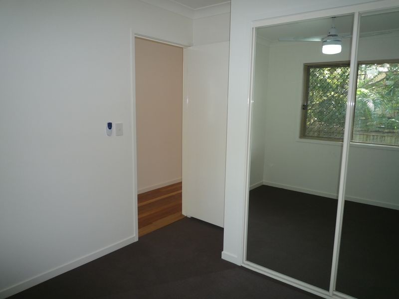 1/284 Wynnum Road, Norman Park QLD 4170