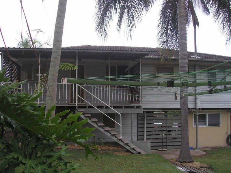 19 Pareena Crescent, Mansfield QLD 4122