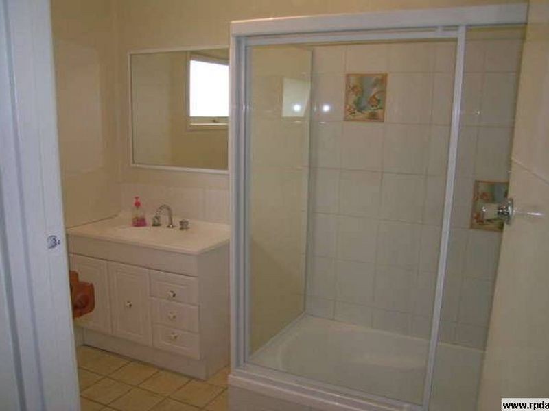 19 Pareena Crescent, Mansfield QLD 4122