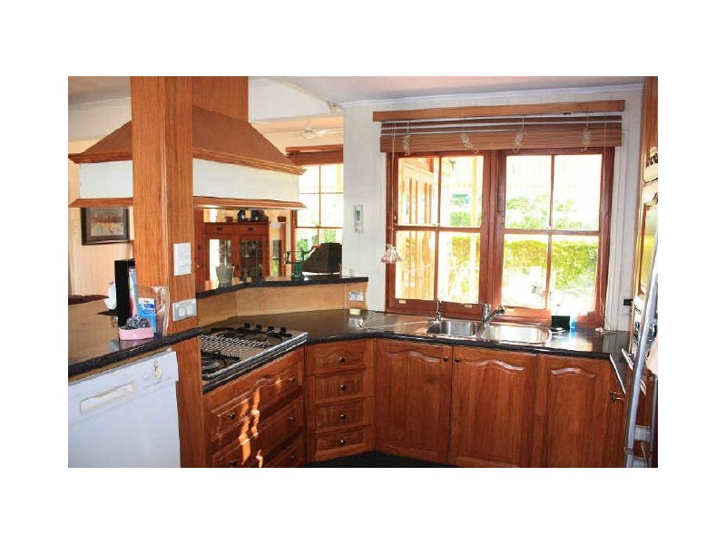 28 Stuart Street, Bulimba QLD 4171
