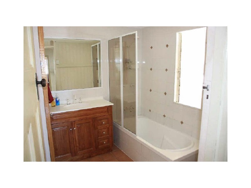 28 Stuart Street, Bulimba QLD 4171