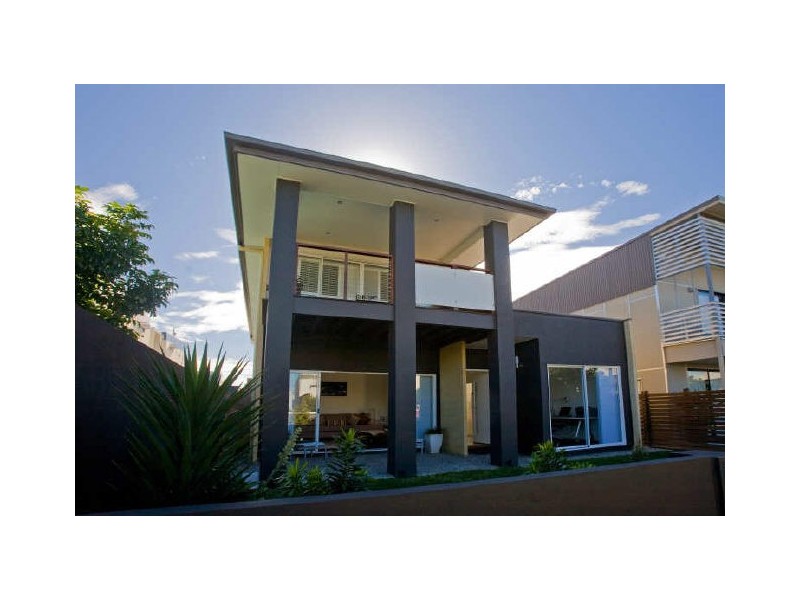 110 Love Street, Bulimba QLD 4171
