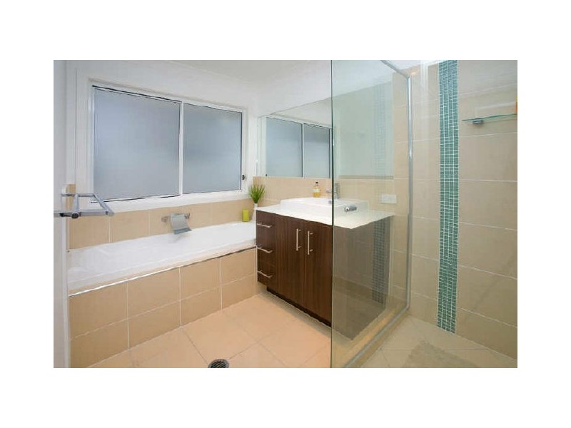 110 Love Street, Bulimba QLD 4171