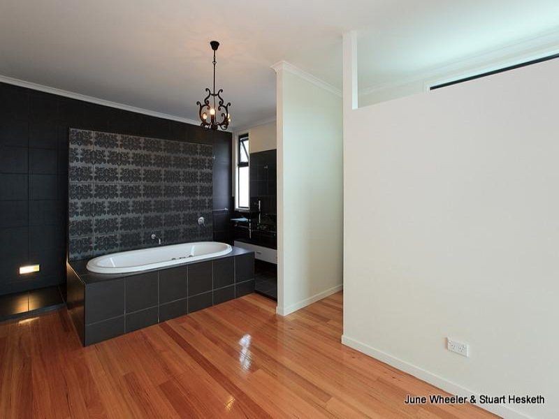 7 Yeates Street, Carindale QLD 4152