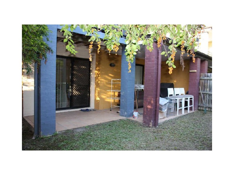 4/35 Agnes Street, Morningside QLD 4170