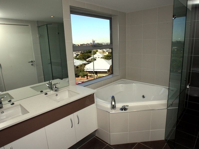 Highgate Hill QLD 4101