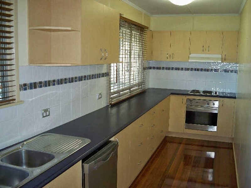 21 Aloomba Street, Balmoral QLD 4171