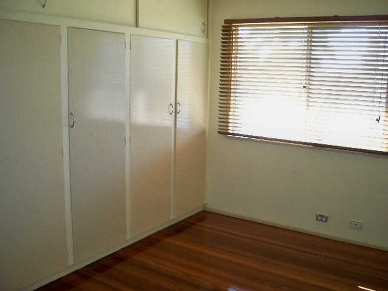 21 Aloomba Street, Balmoral QLD 4171