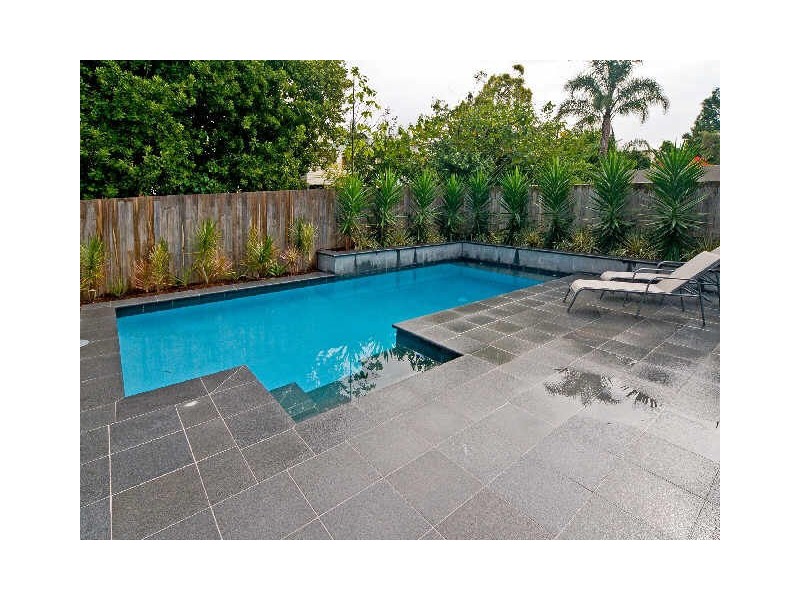 10 Govett Avenue, Hawthorne QLD 4171