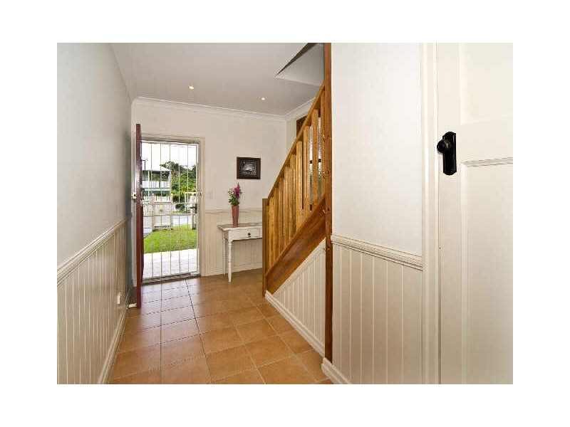 10 Govett Avenue, Hawthorne QLD 4171