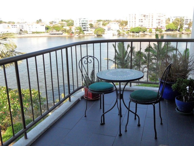 4/77 Cairns Street, Kangaroo Point QLD 4169