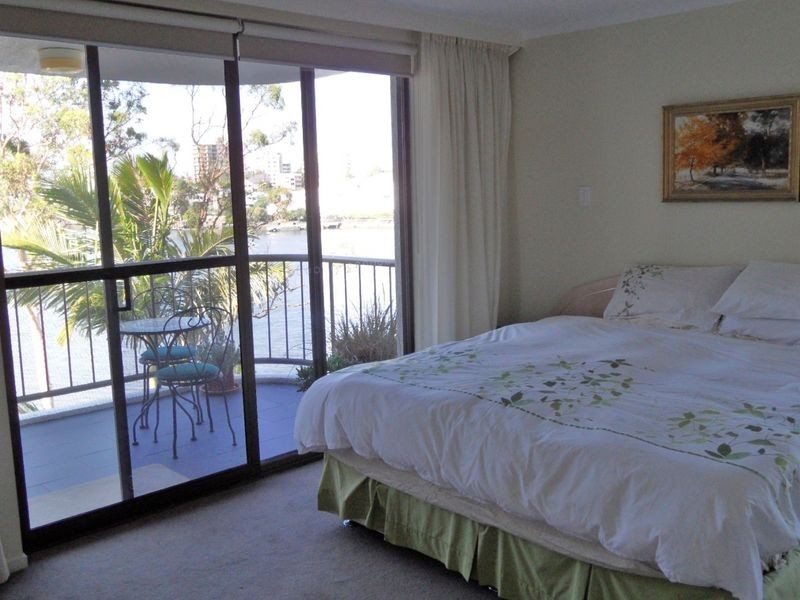 4/77 Cairns Street, Kangaroo Point QLD 4169
