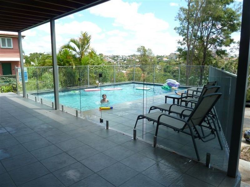 40 Shakespeare Street, Bulimba QLD 4171