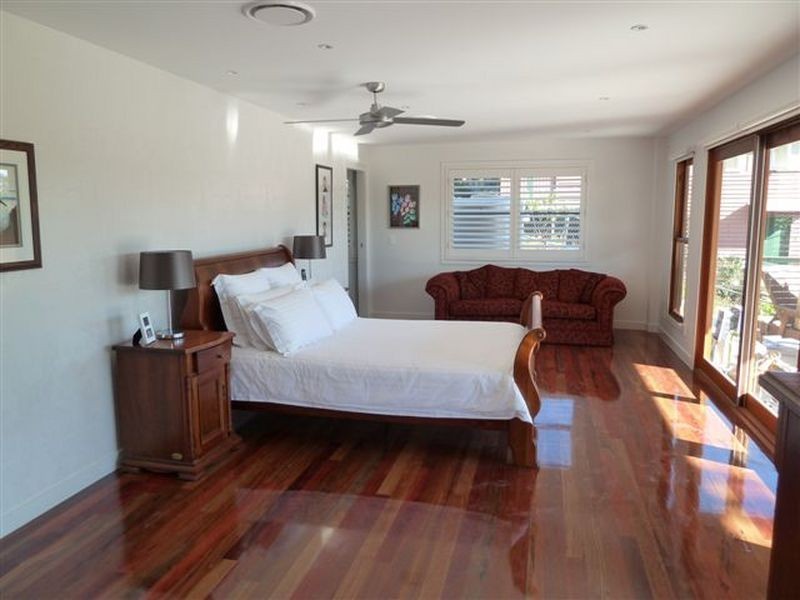 40 Shakespeare Street, Bulimba QLD 4171