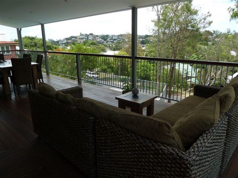 40 Shakespeare Street, Bulimba QLD 4171