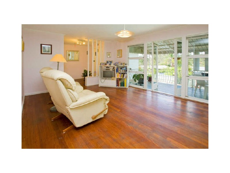 6 Oberon Street, Morningside QLD 4170