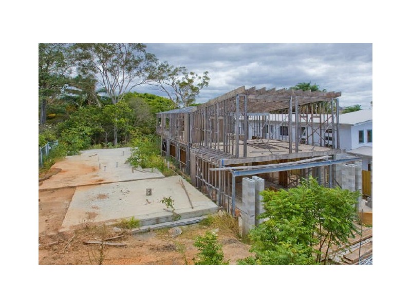 30 & 30a Taylor Street, Balmoral QLD 4171