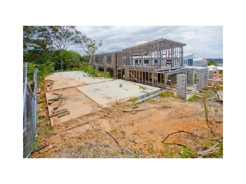 30 & 30a Taylor Street, Balmoral QLD 4171