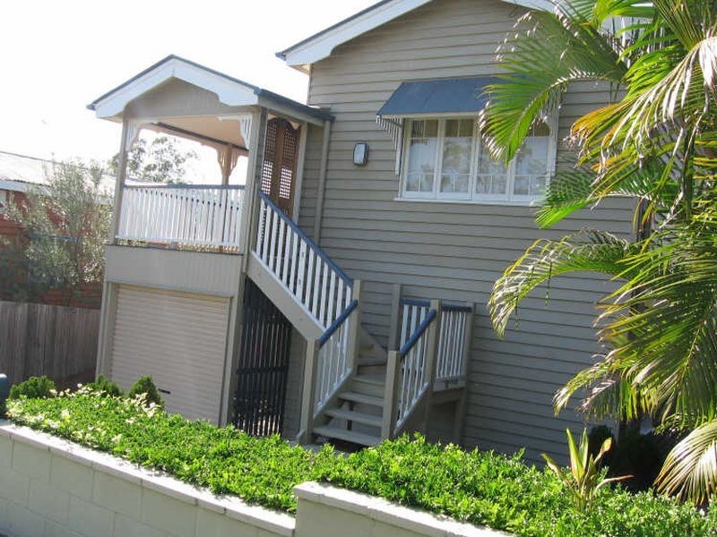 67 Woodhill Avenue, Coorparoo QLD 4151