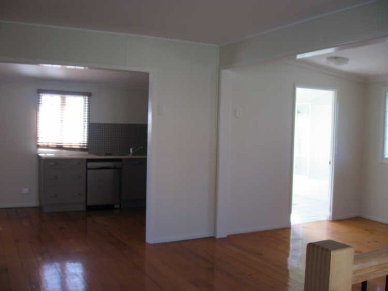 67 Woodhill Avenue, Coorparoo QLD 4151