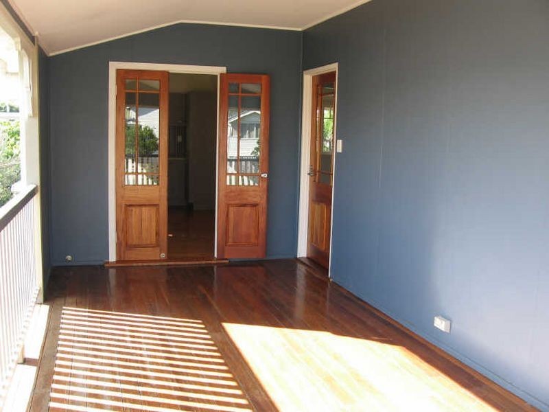 67 Woodhill Avenue, Coorparoo QLD 4151