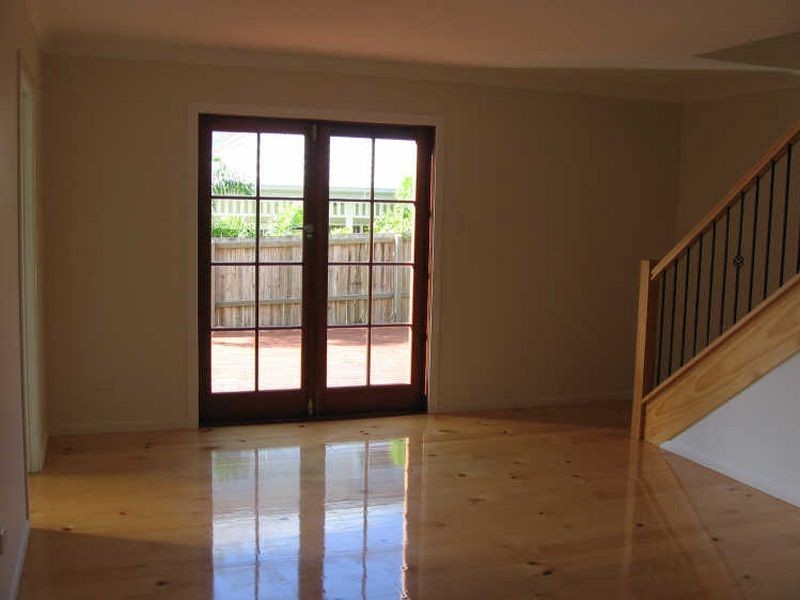 67 Woodhill Avenue, Coorparoo QLD 4151