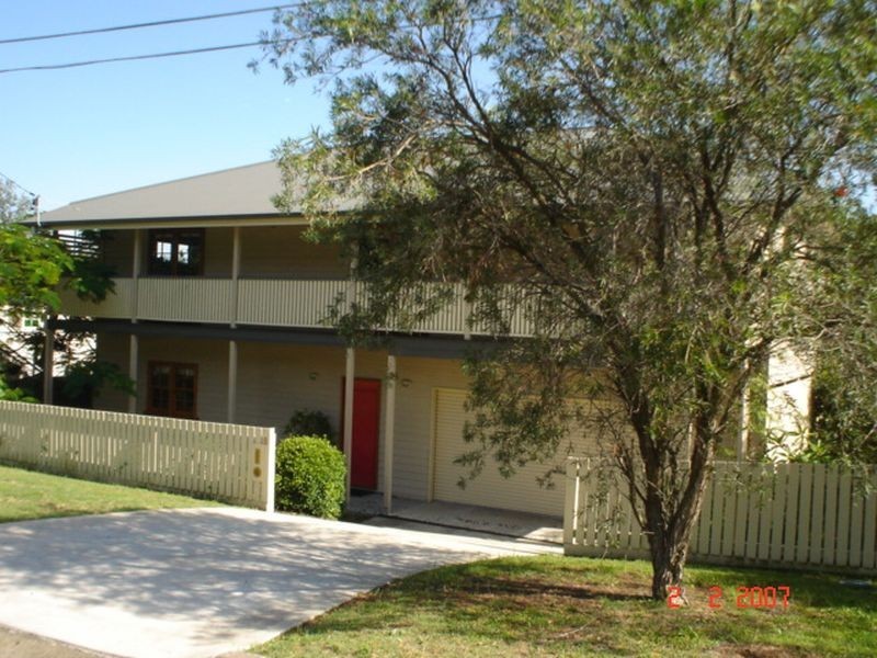 8 Brussels Avenue, Morningside QLD 4170