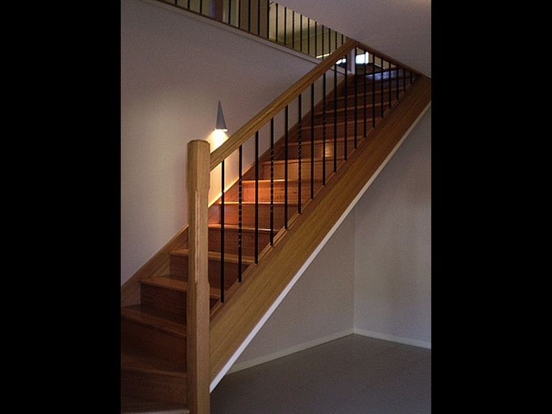 8 Brussels Avenue, Morningside QLD 4170